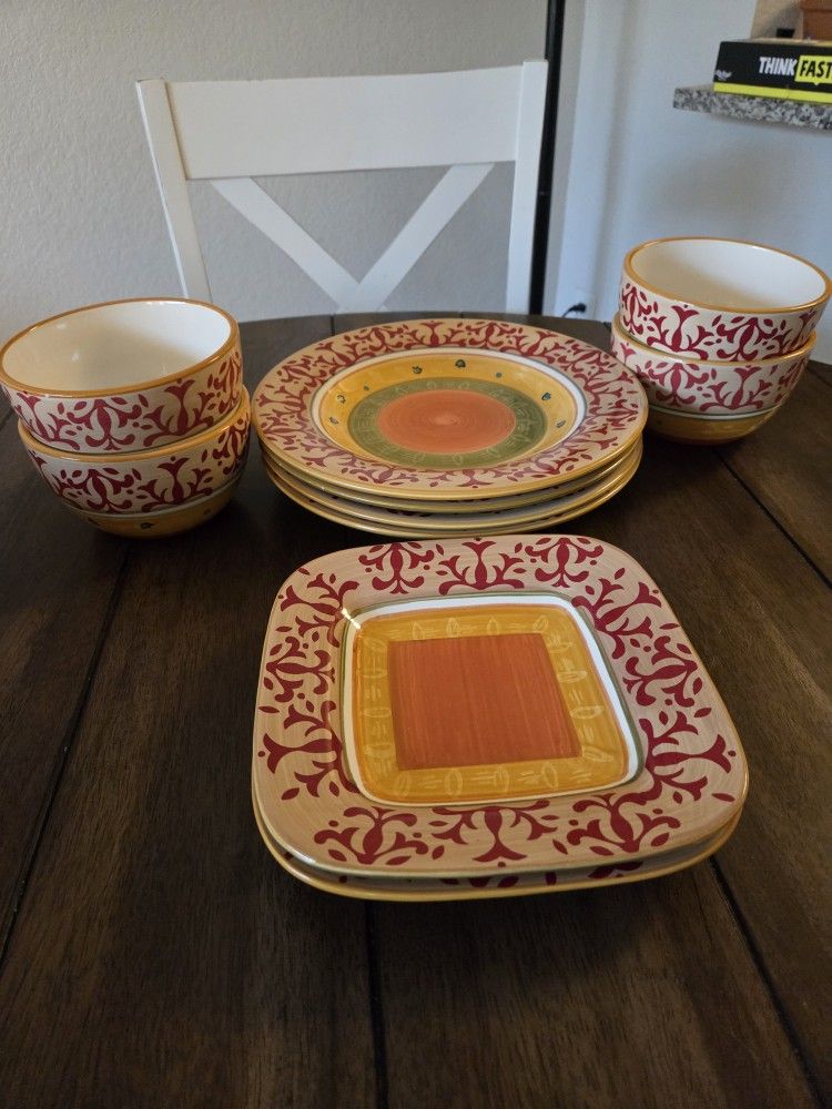 Colorful Dinnerware Set