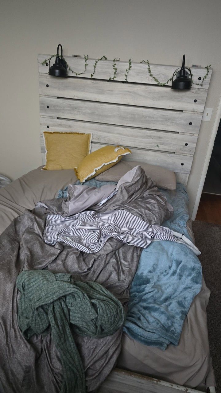 Bed Frame And Box Spring 