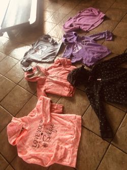 10/12 girls sweaters $3 each