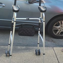 Slider With Armrests