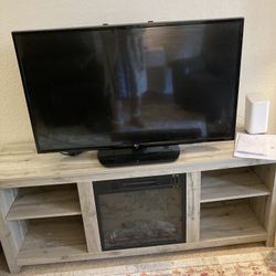 Barnwood Look electric fireplace, Used As Tv Stand