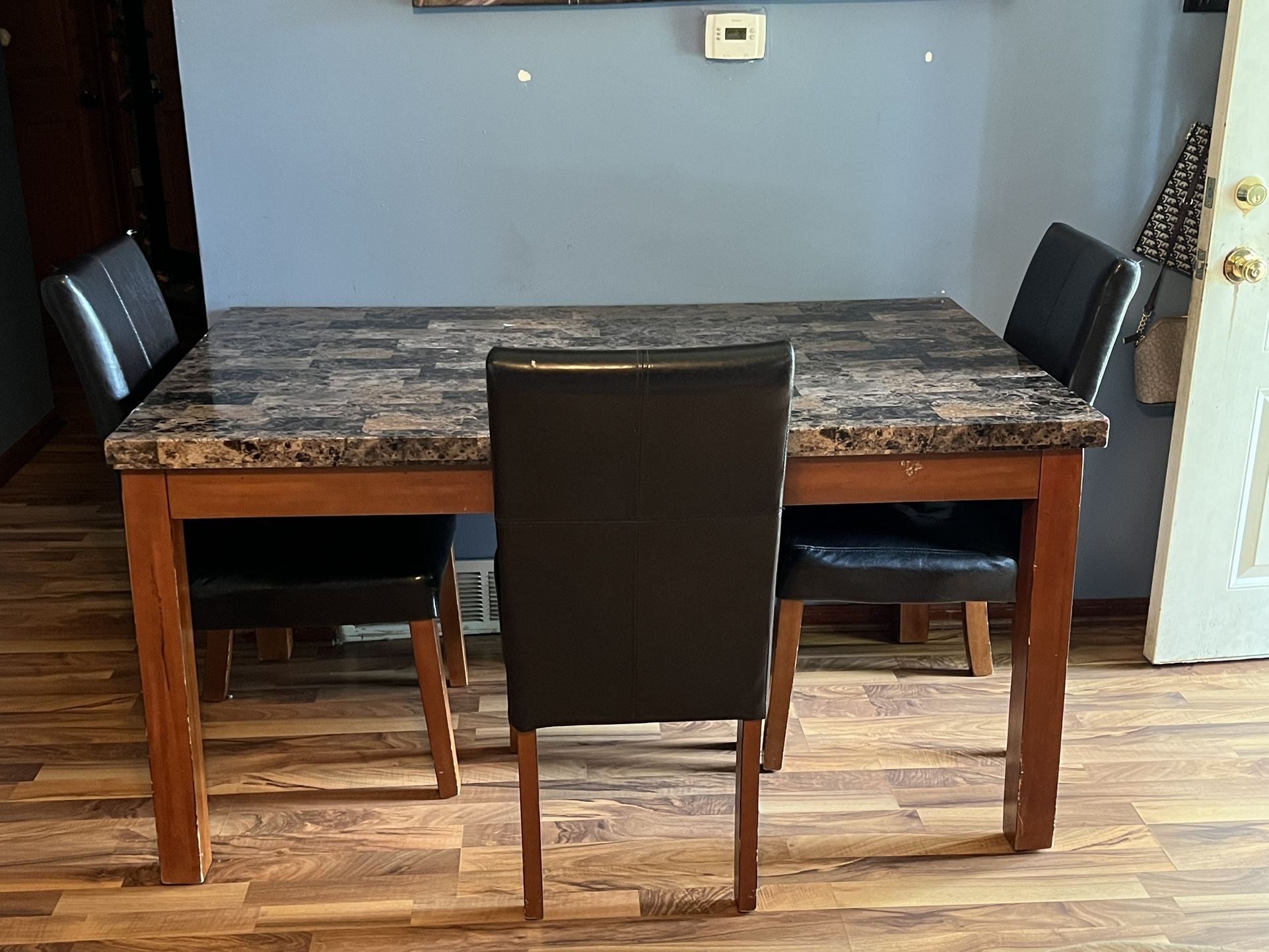 Dinning table with chairs
