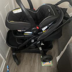 Graco Car seat And Stroller 