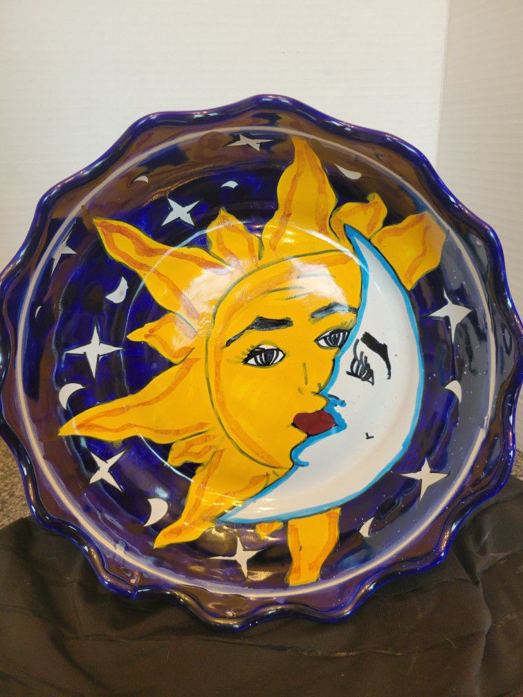 Talavera Mexican Handpainted Pottery Sun Moon And Stars Bowl 10" Scalloped Edge