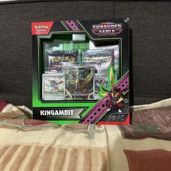 Pokemon TCG Shrouded Fable Kingambit Collection