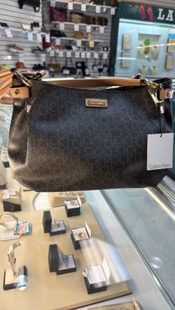 Calvin Klien purse