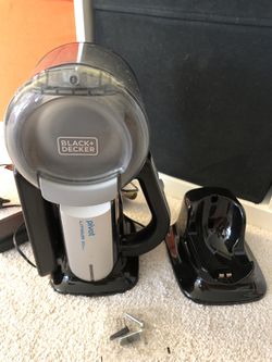 BLACK+DECKER 20V MAX* Lithium Pivot handheld Vacuum