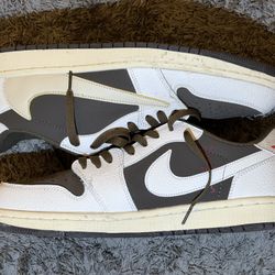 Travis Scott x Air Jordan 1 Low 