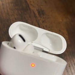 Left Air Pod Pro With Case
