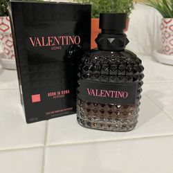 Valentino Born In Roma (Intensely) 