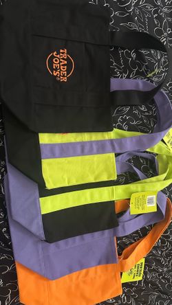 Trader Joe's Halloween Canvas Tote Bags Set