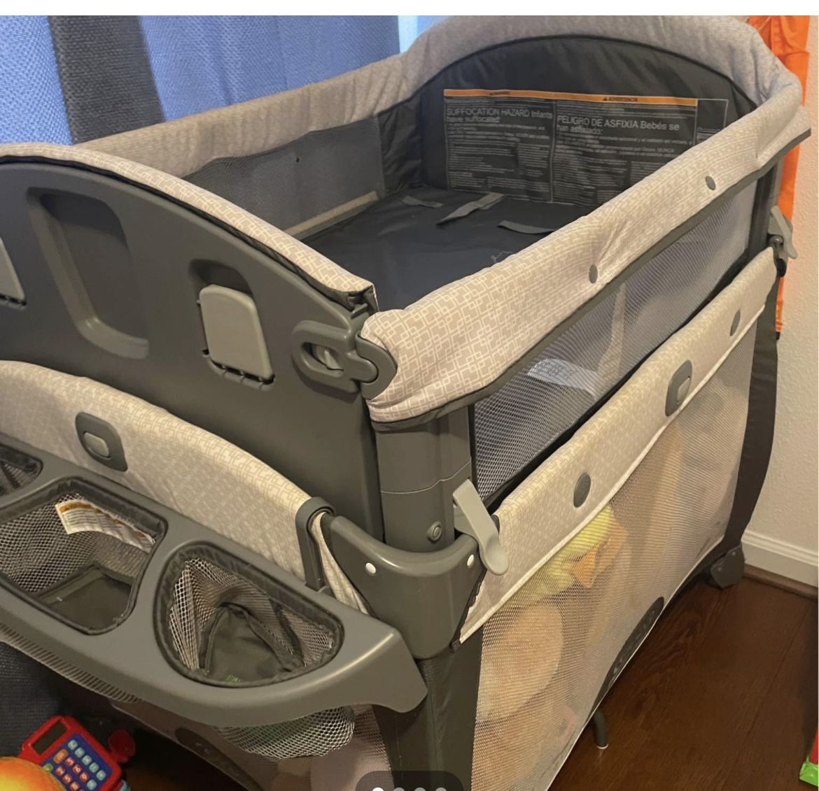 Graco pack n'play care suite playard