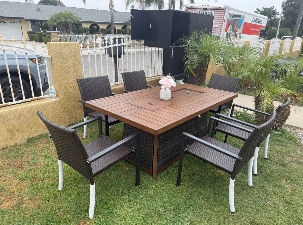 Brand New Patio Outdoor Dining Table Set 