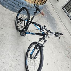 Man's Giant Bike 