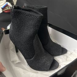 NEW Guess Women’s Heels