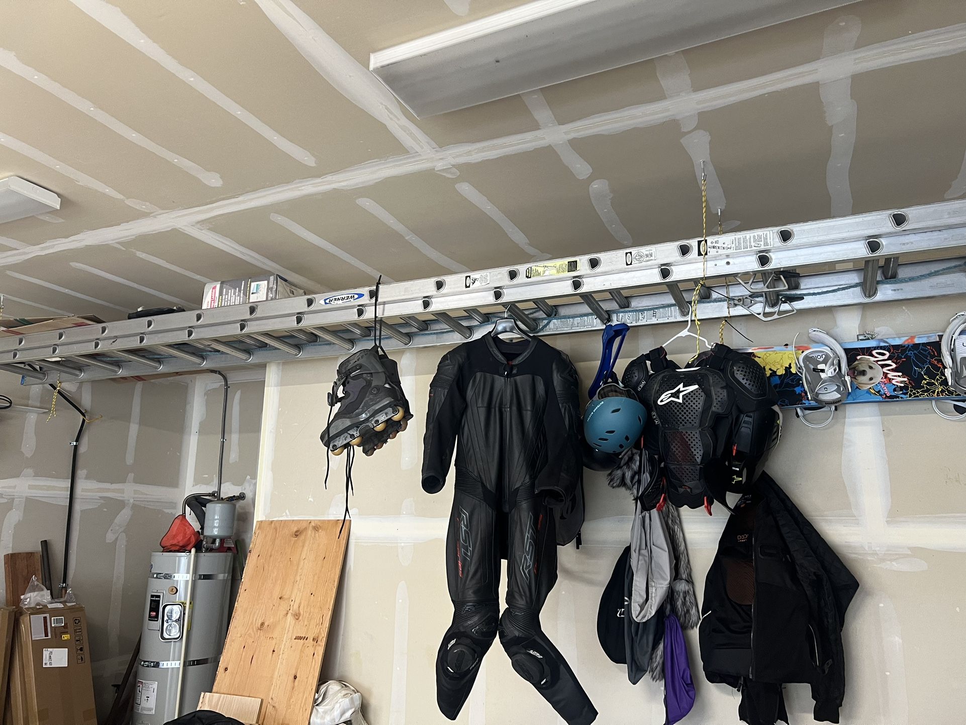 Werner 32 ‘ Ladder 