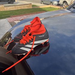 Youht Soccer Cleats Size 3 