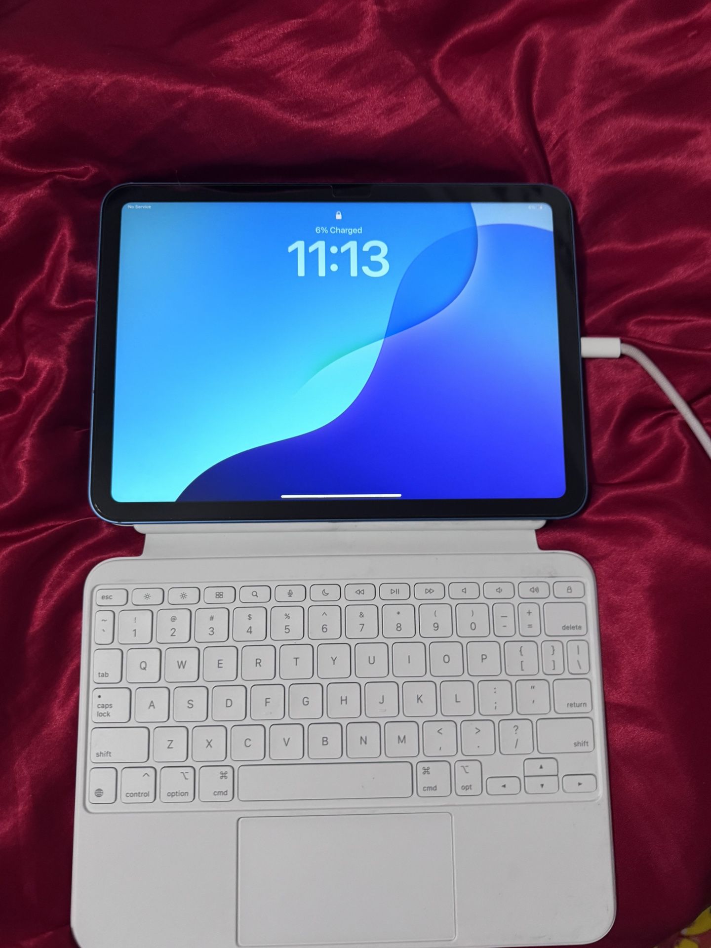 ipad 10 With Magic Keyboard