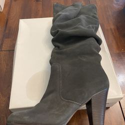 Size 9 B Boots