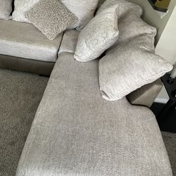 3 Piece Sectional Preston mushroom Couch 