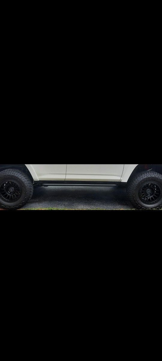TOYOTA 4RUNNER OEM ROCK RAILS