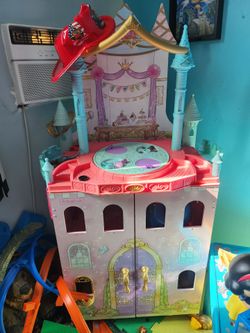 KidKraft Disney princess Dollhouse