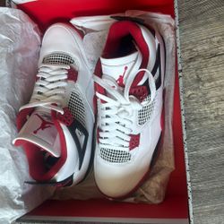 Jordan 4 2020 Fire Red Size 10 Men’s -new