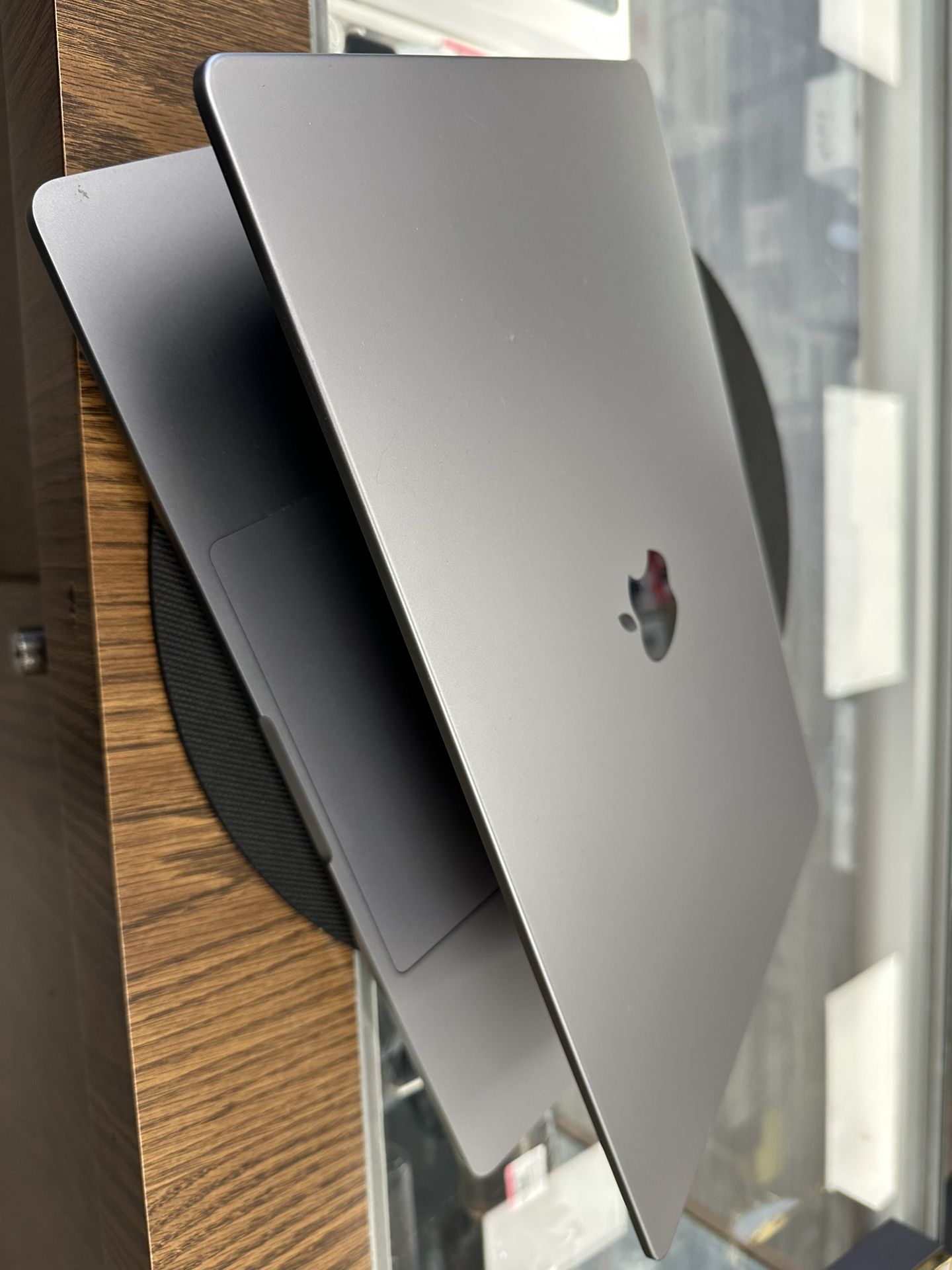 2021 MACBOOK PRO