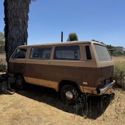 1984 Volkswagen Vanagon Camper Passenger Van