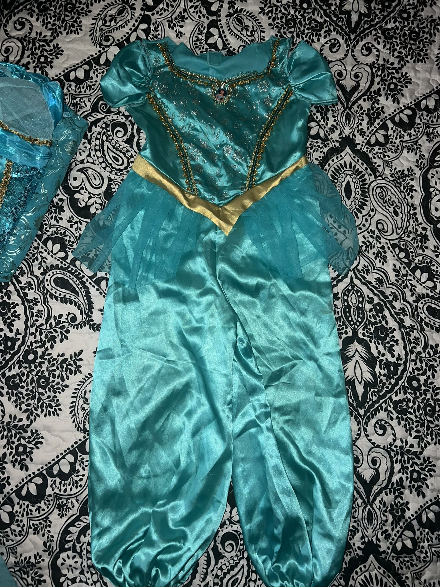Girls Jasmine Costume  4T
