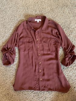 Medium Woman’s Dress Shirt