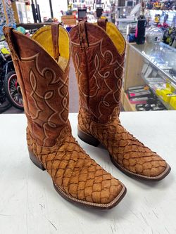 Pirarucu (Amazonian fish skin) exotic cowboy boots