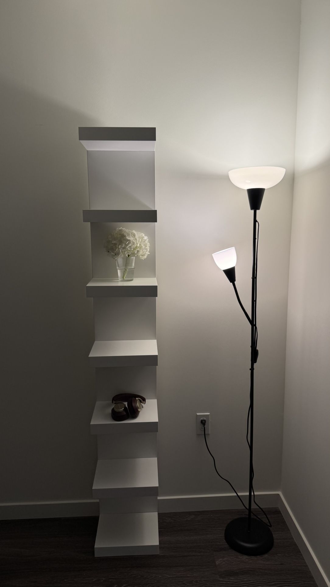 Shelf+Lamp