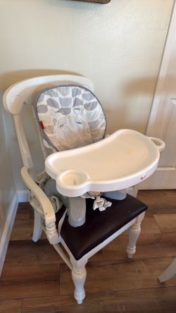 Baby high chair/booster seat