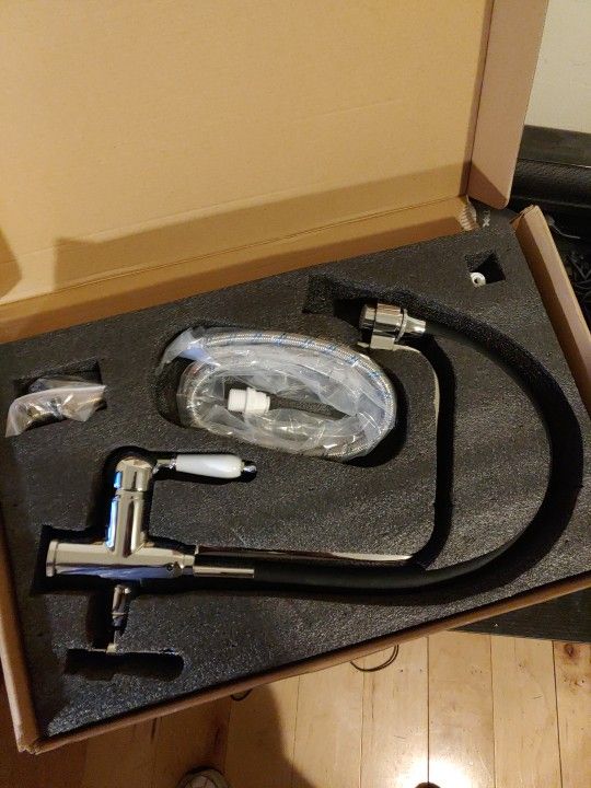 Huahua Kitchen Faucet New In The Box