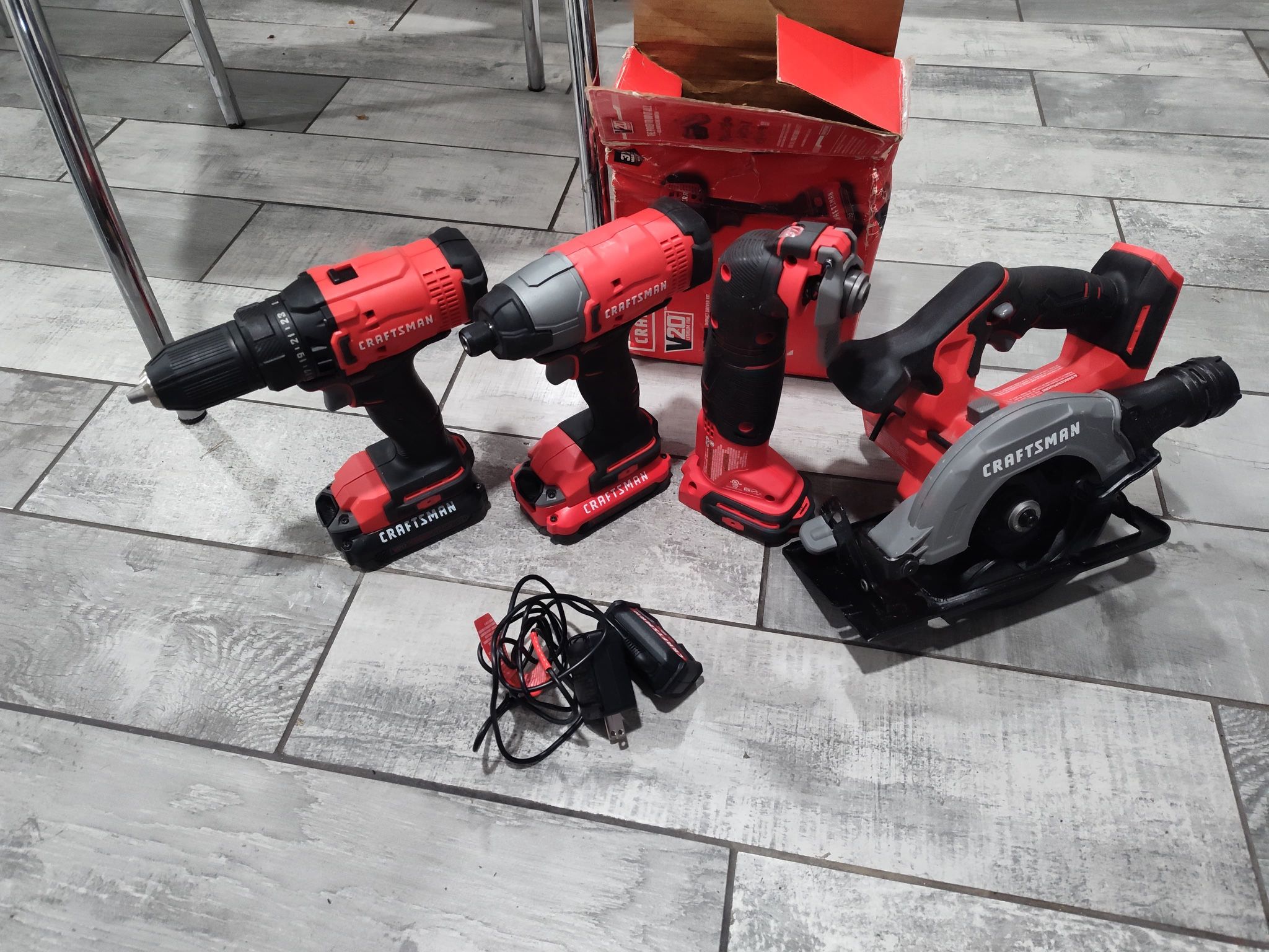 CRAFTSMAN V20 Cordless Power Tool Combo – Great Condition!