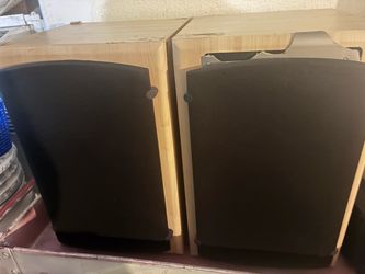 SPEAKERS