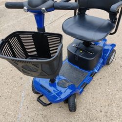 4 Wheels Scooter 