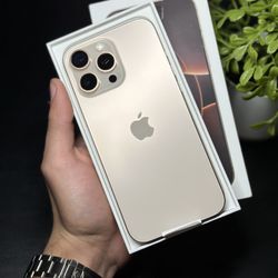 iPhone 16 Pro Max 256gb (AT&T Only) Battery 100% 