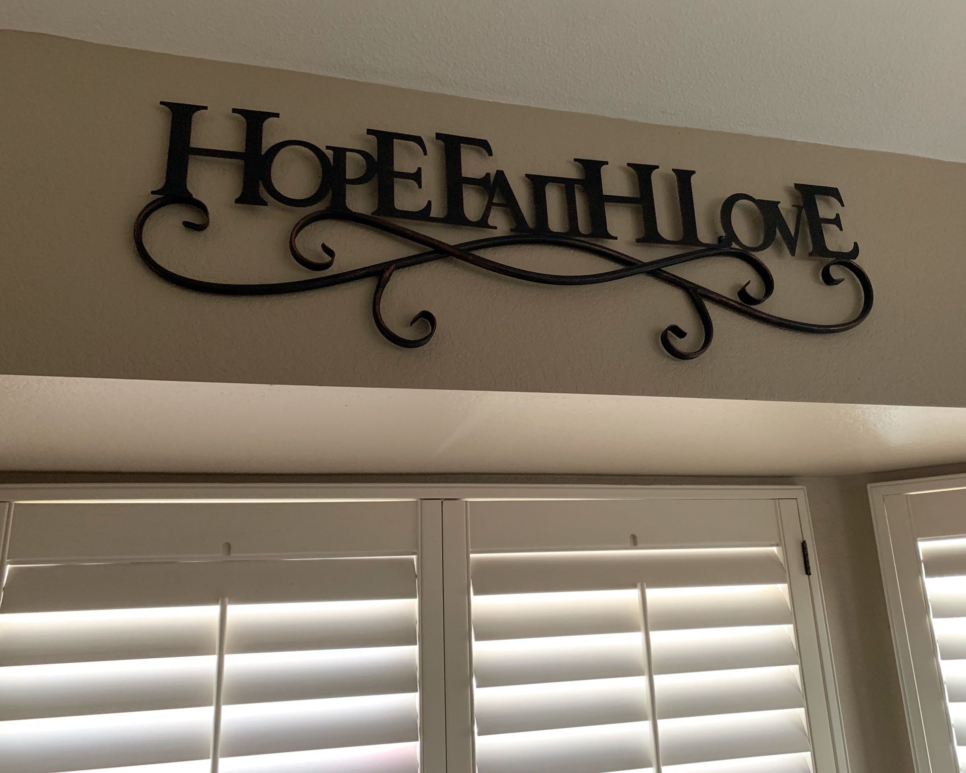 Hope Faith Love Iron Wrought Metal Wall Mounted home decor frame