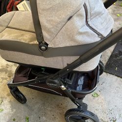 Stroller 