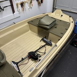 2017 Sun Dolphin 120