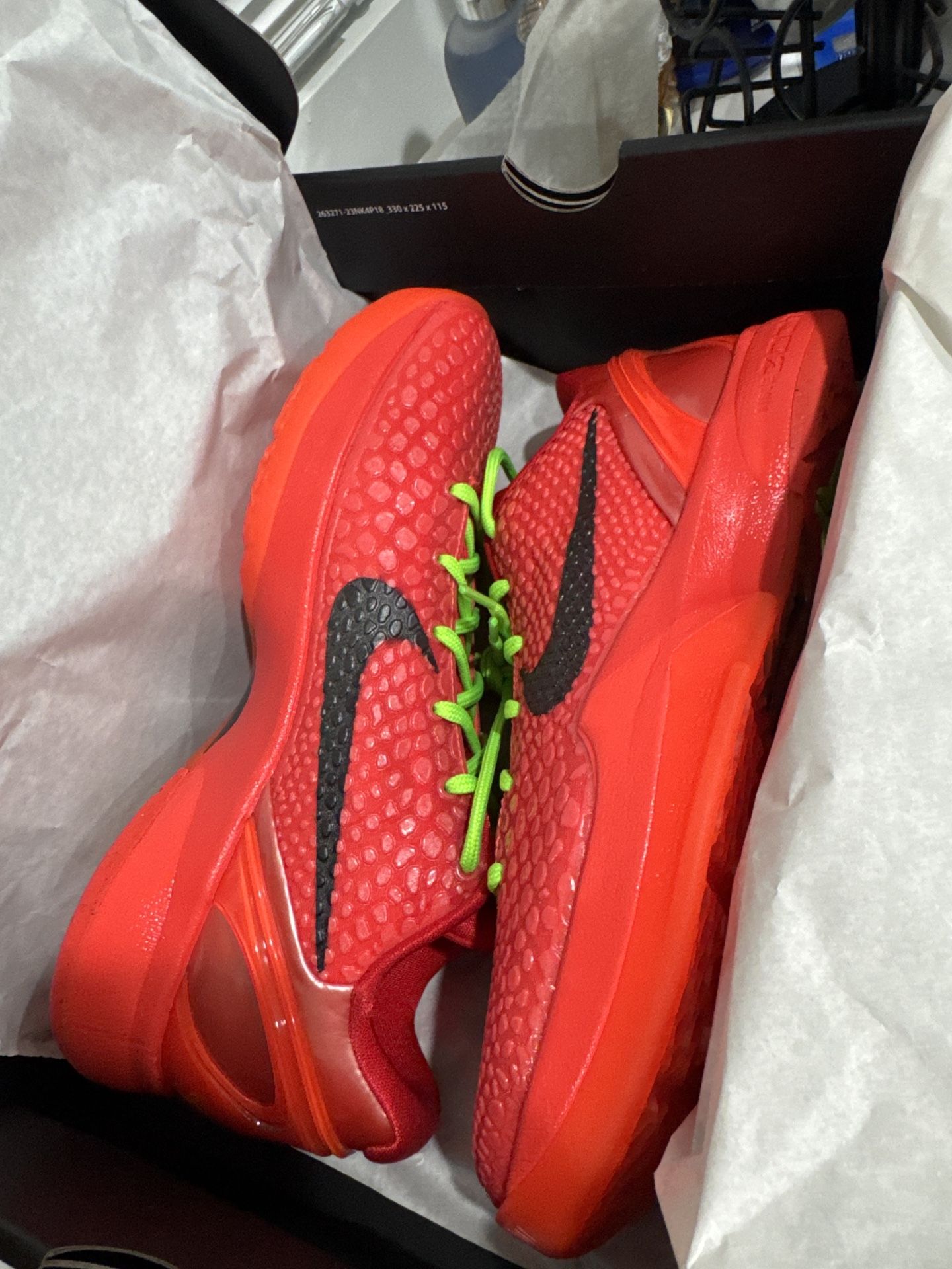 Brand new reverse grinch Brand New Nike Kobe 6 Reverse Grinch Size 10.5M - $380! ?? main image 4