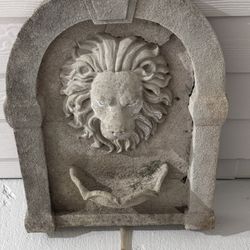 Real Concrete Lion Head Statue