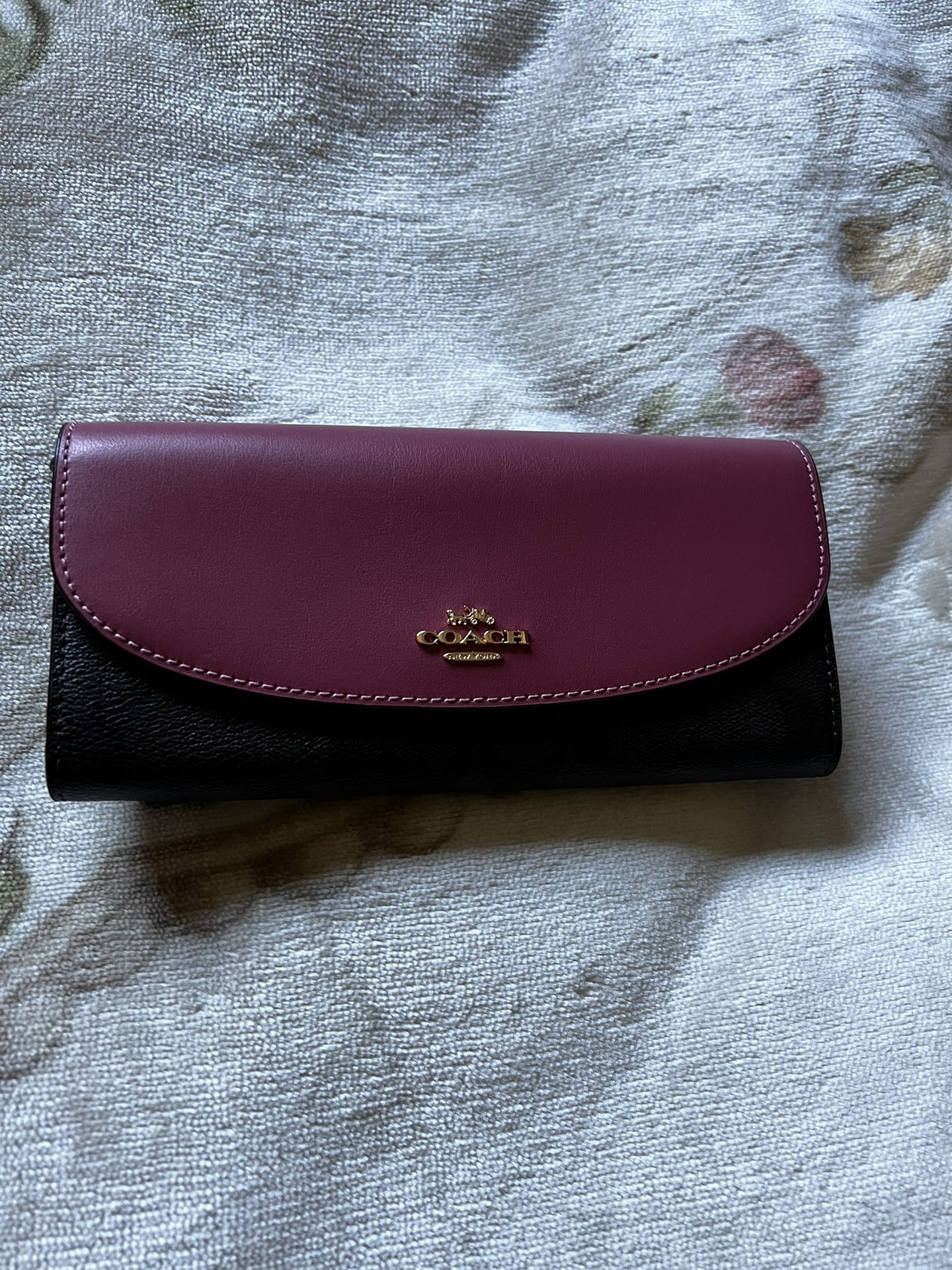 Women's Wallet for Sale in Sacramento, CA - OfferUp