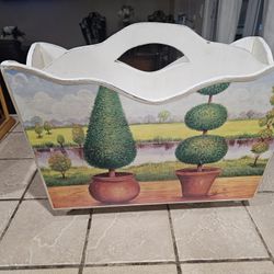 Wooden Painted Magazine Holder