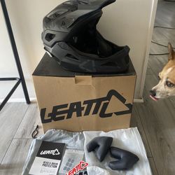 Leatt MTB Helmet Large