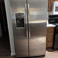 Ge French Door Fridge 