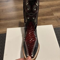 Men’s Western Cowboy Boots – Genuine Cow Leather