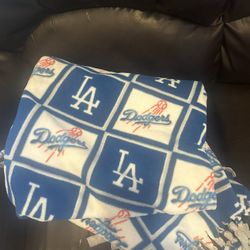 DODGER Blanket